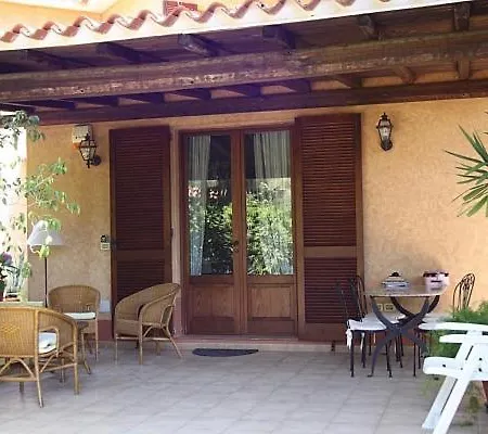 Villa Sleeps 9 Wifi *